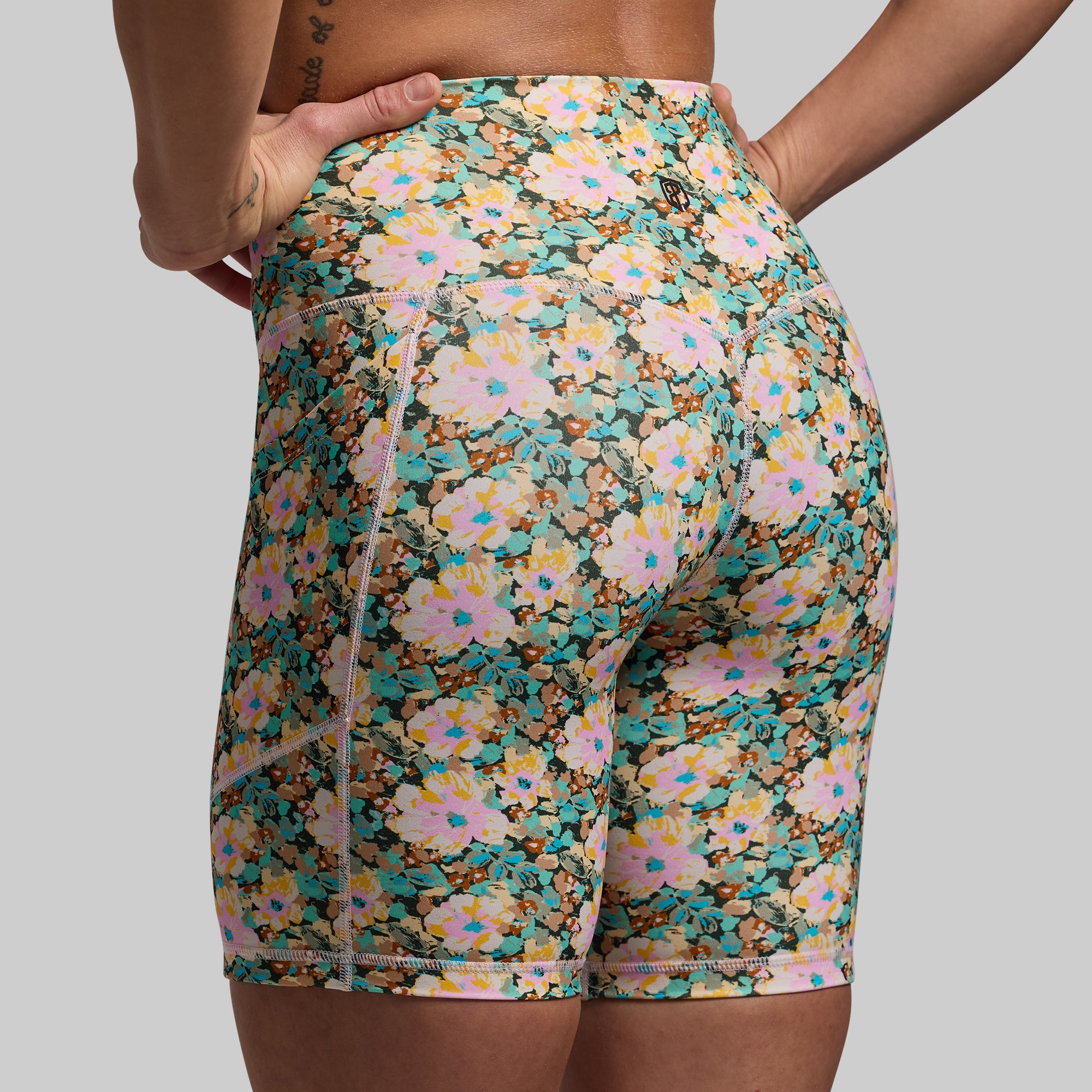 Tempo Biker Short (Petal Perfect)