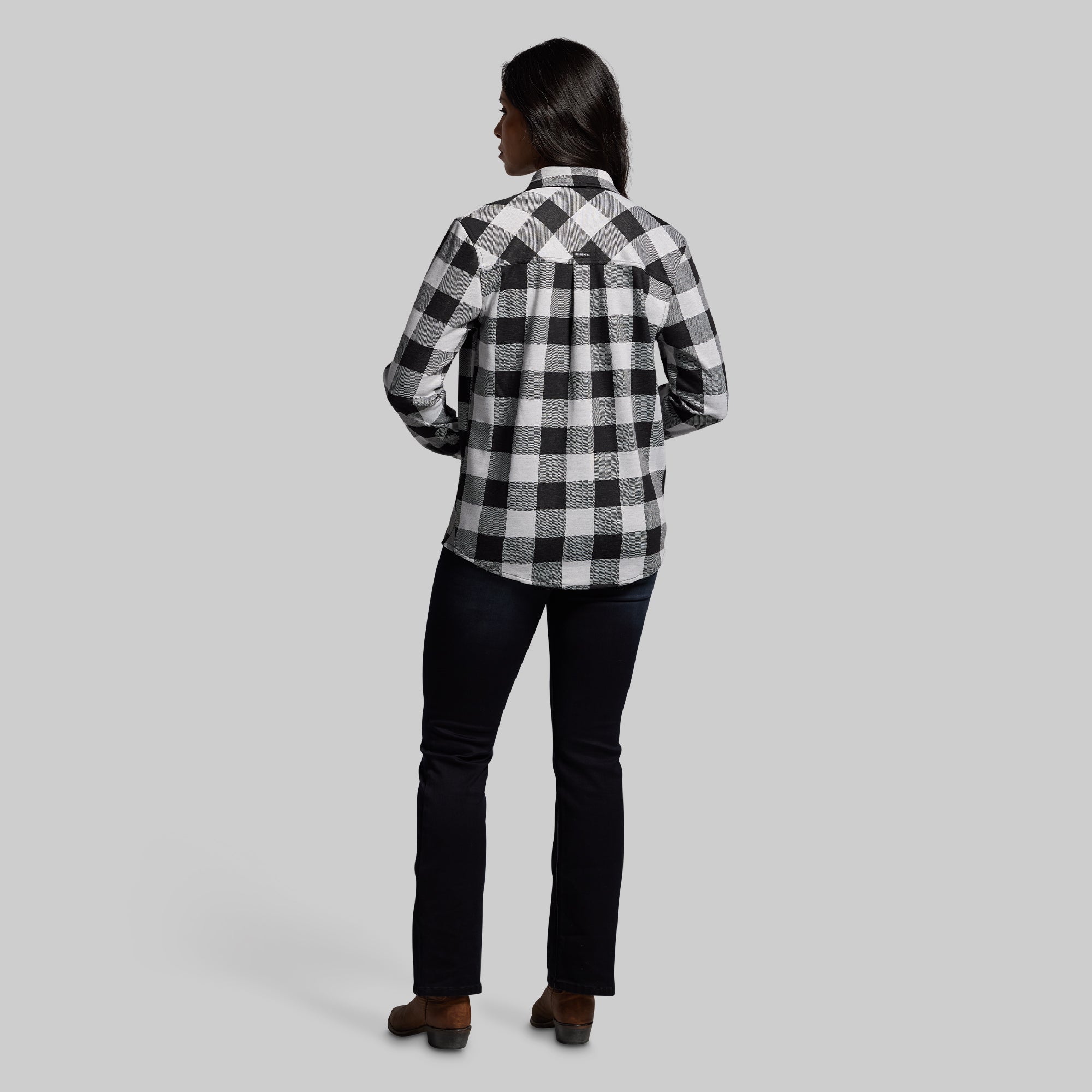 Woodsman Stretchy Flannel (White/Black) - Image 11
