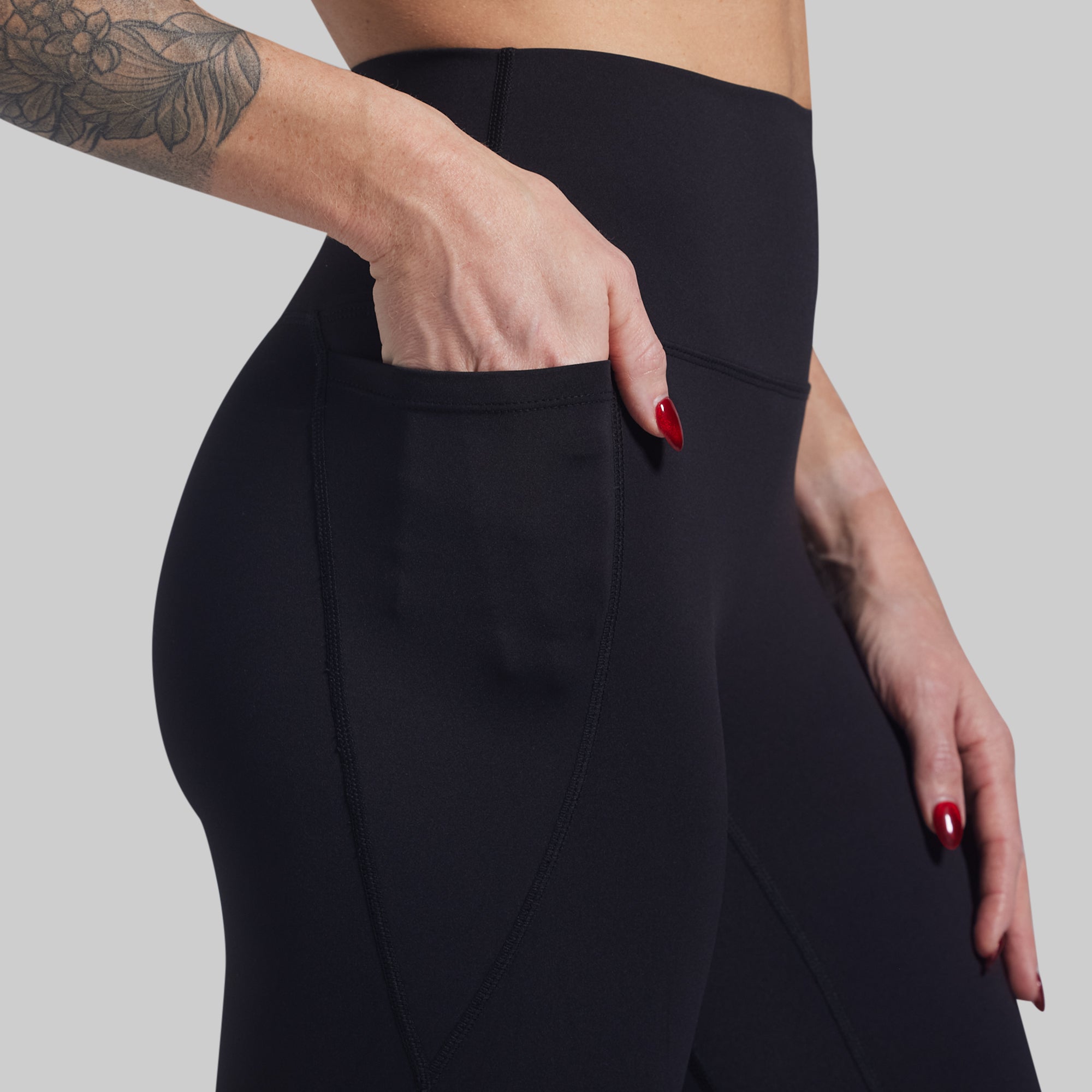 Synergy 7/8 Legging w/ Pockets 2.0 (Black) - Image 4