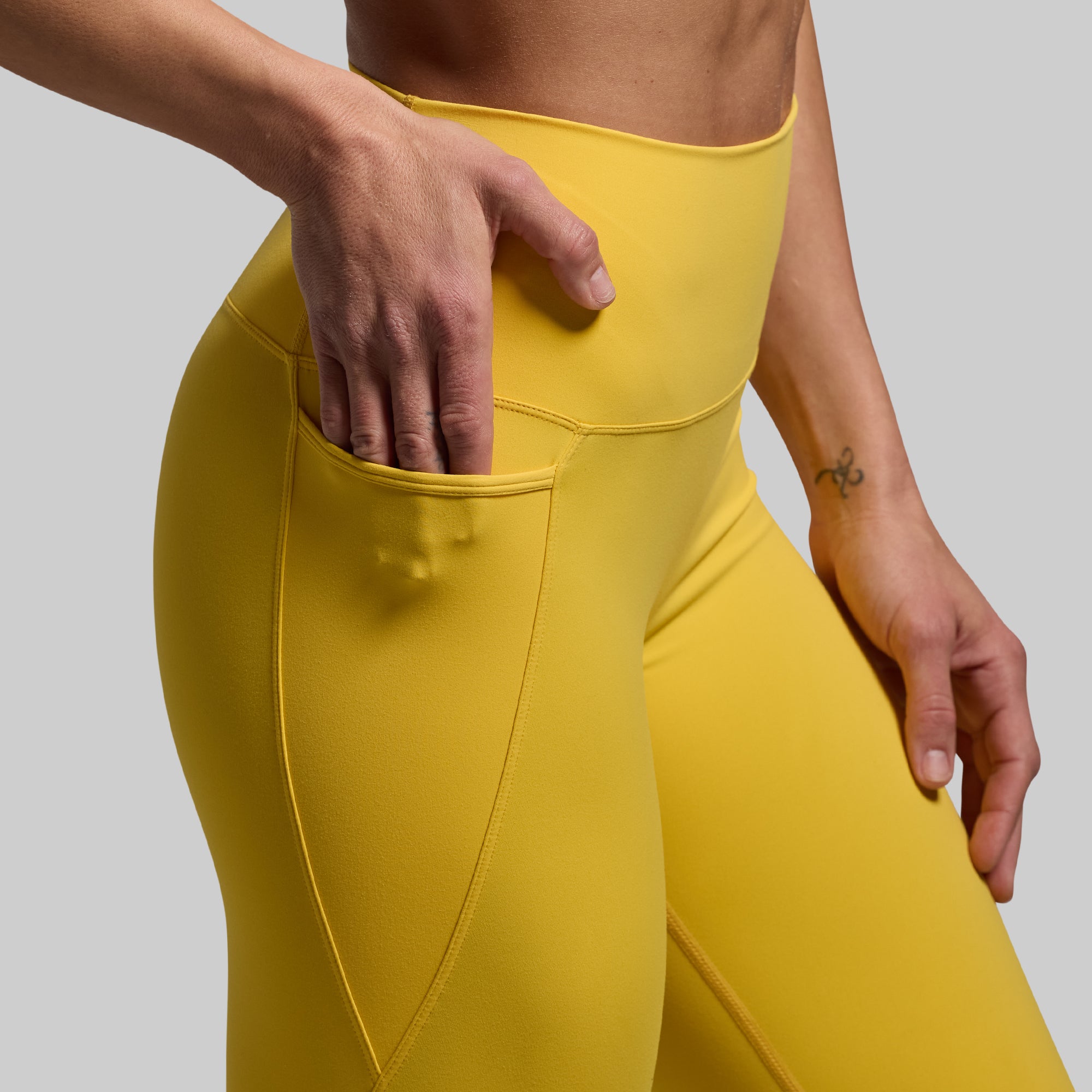 Eccentric Legging (Golden) - Image 4