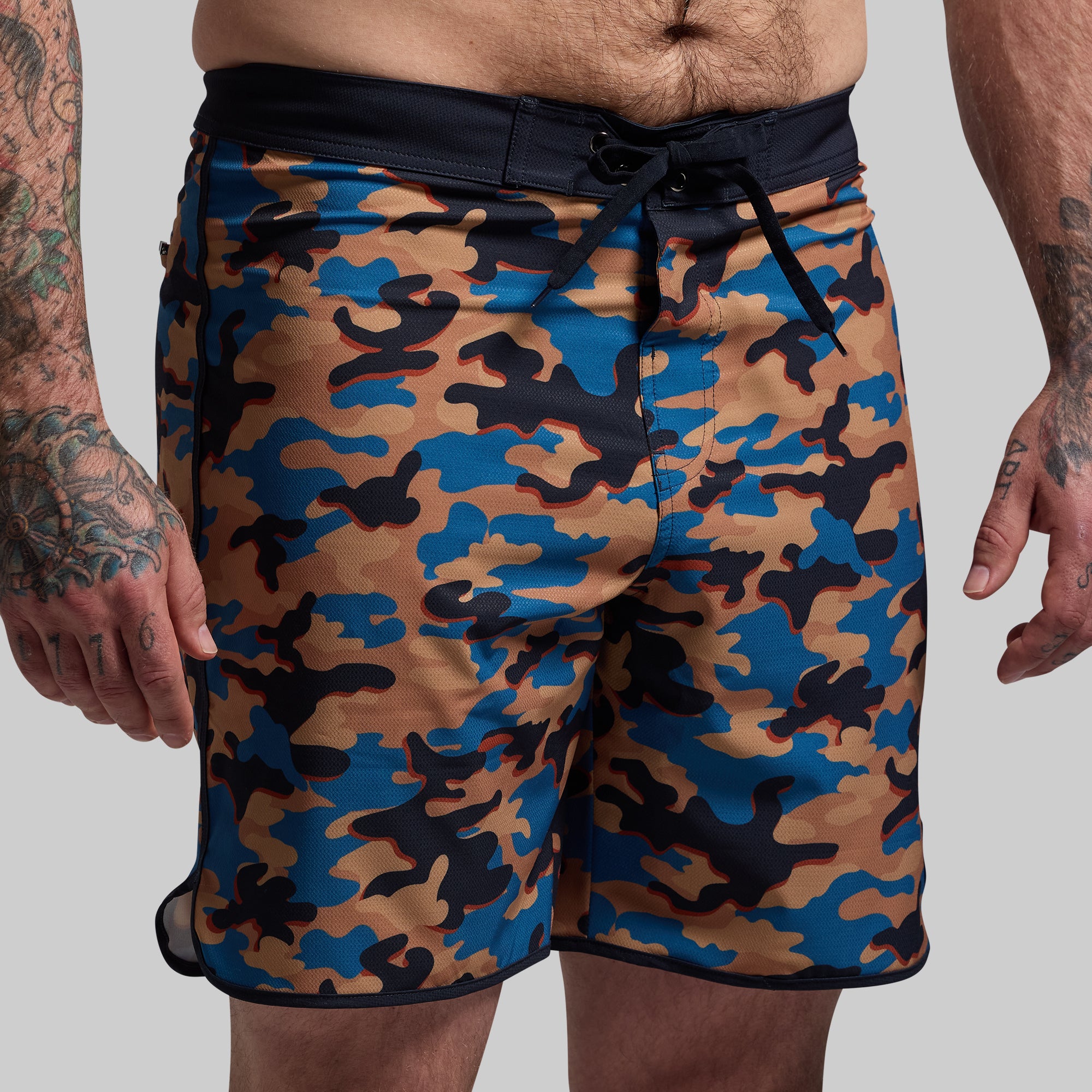 Island Short 8 (Crusader) - Image 3