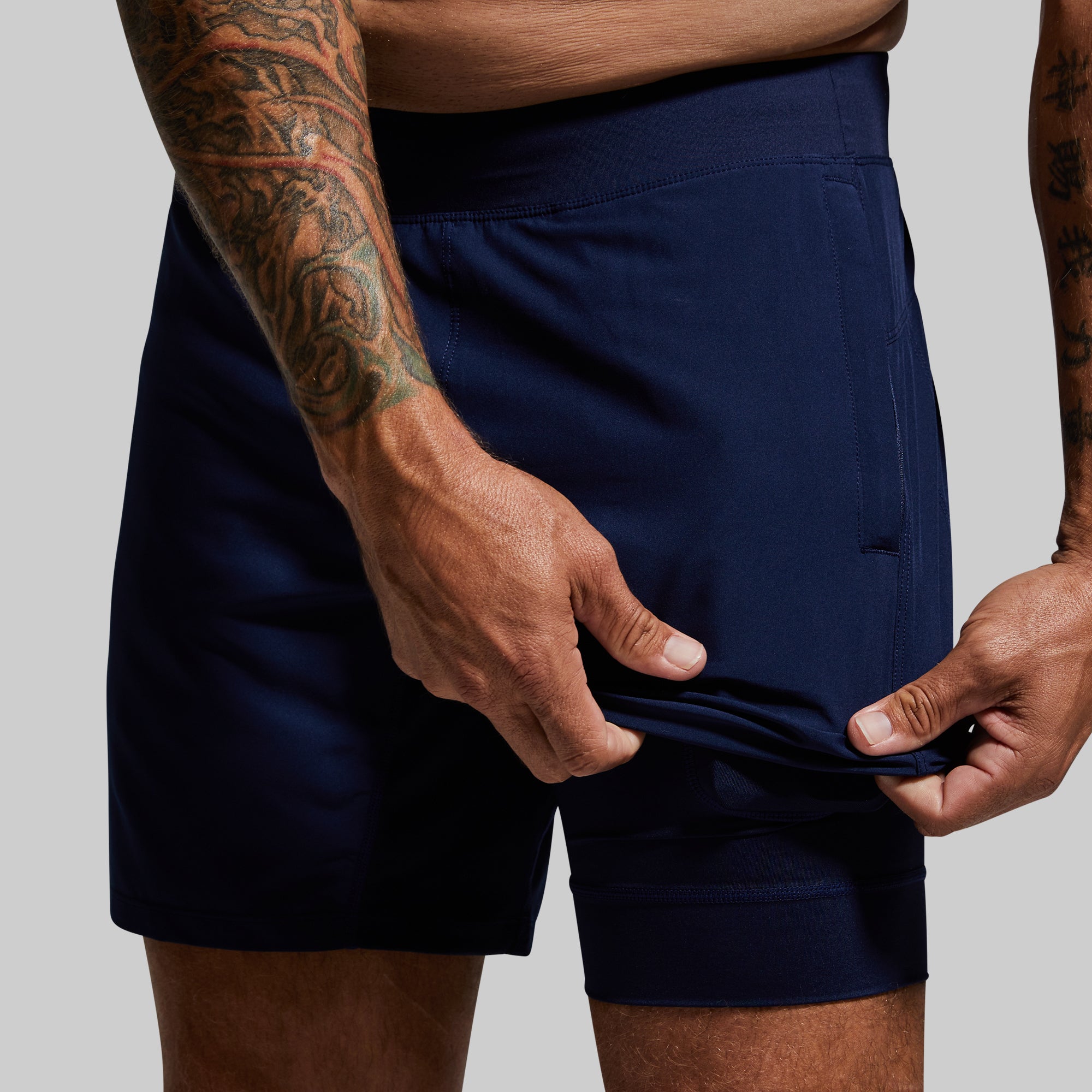 Versatile Short w/ Compression 7 (Navy) - Image 4