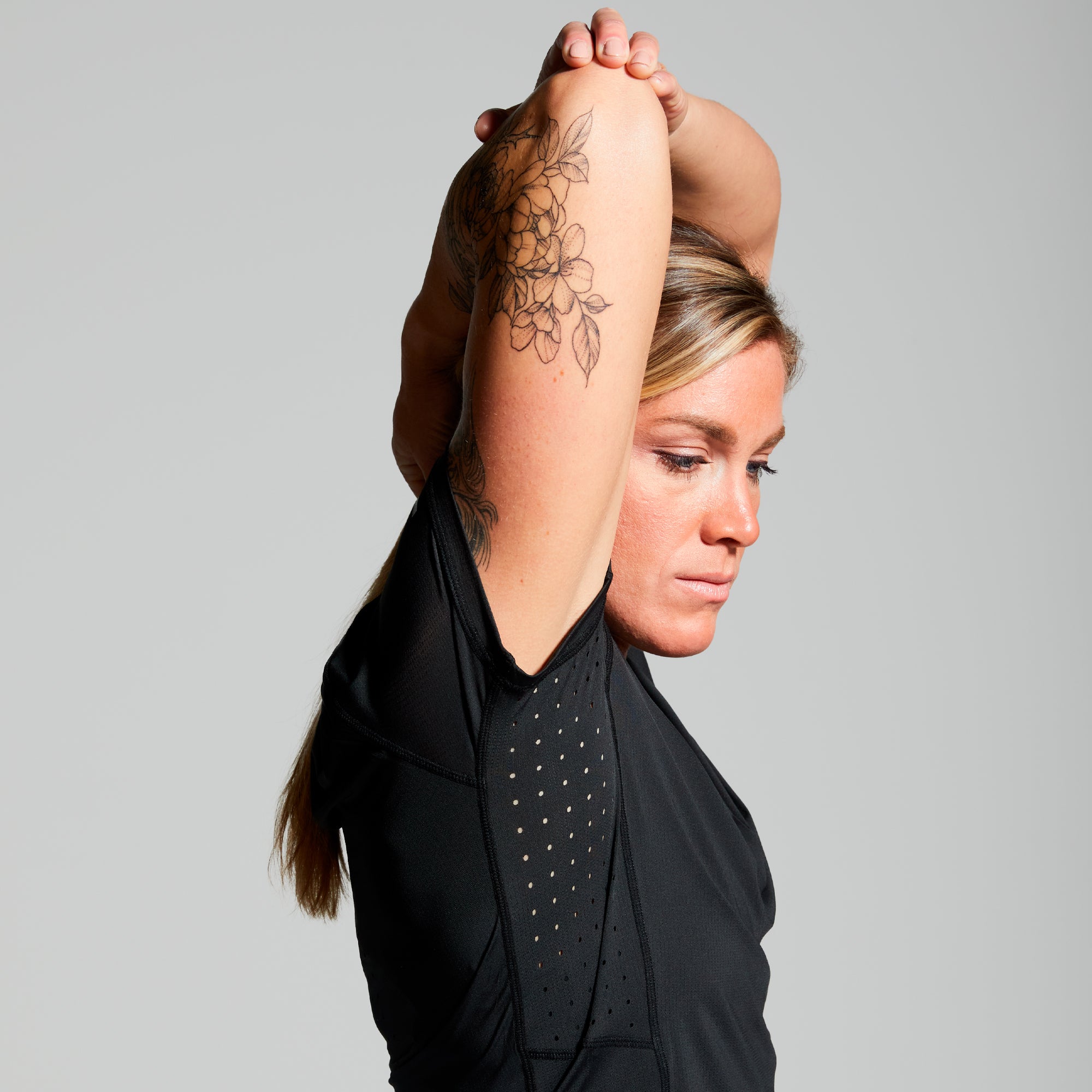 Women's Endurance Shirt (Black) - Image 5