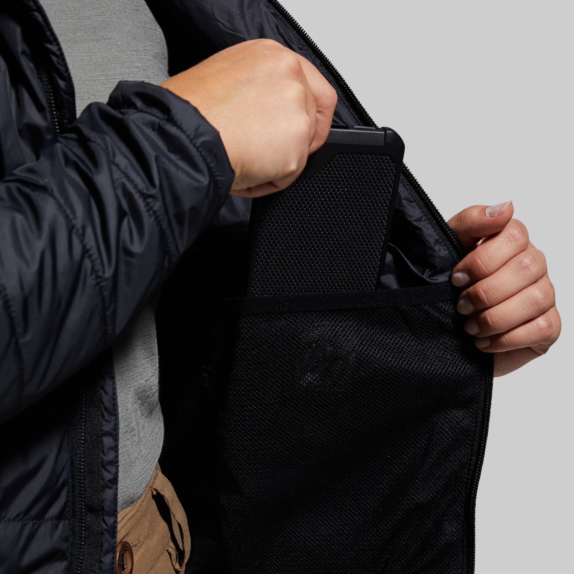 Women's Tundra Jacket Light (Black) - Image 10