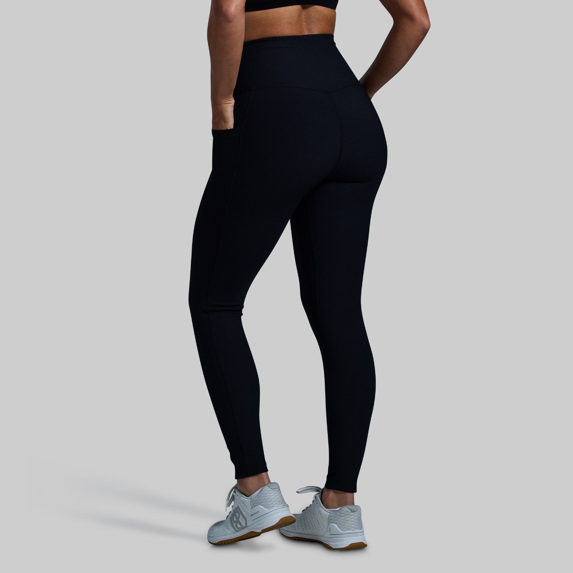 Limitless Legging w/ Pockets (Black) - Image 2