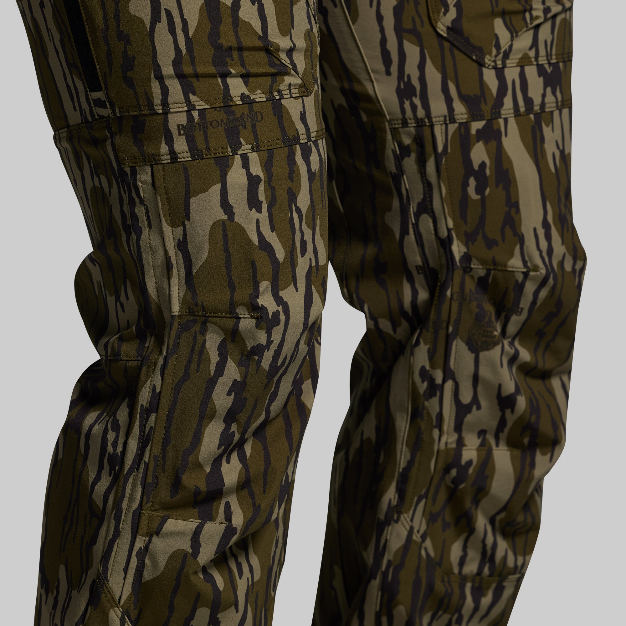 Women's Frontier Pant 2.0 (Mossy Oak® Original Bottomland® 2025) - Image 7