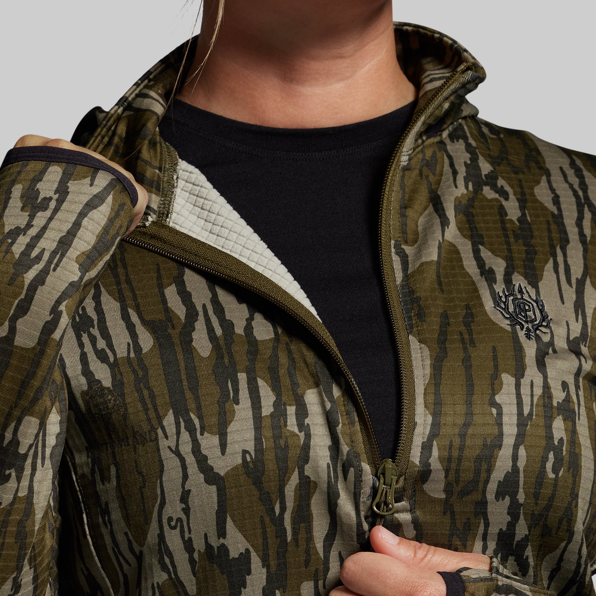 Women's Quiver Half Zip Hoodie 2.0 (Mossy Oak? Original Bottomland? 2025) - Image 5