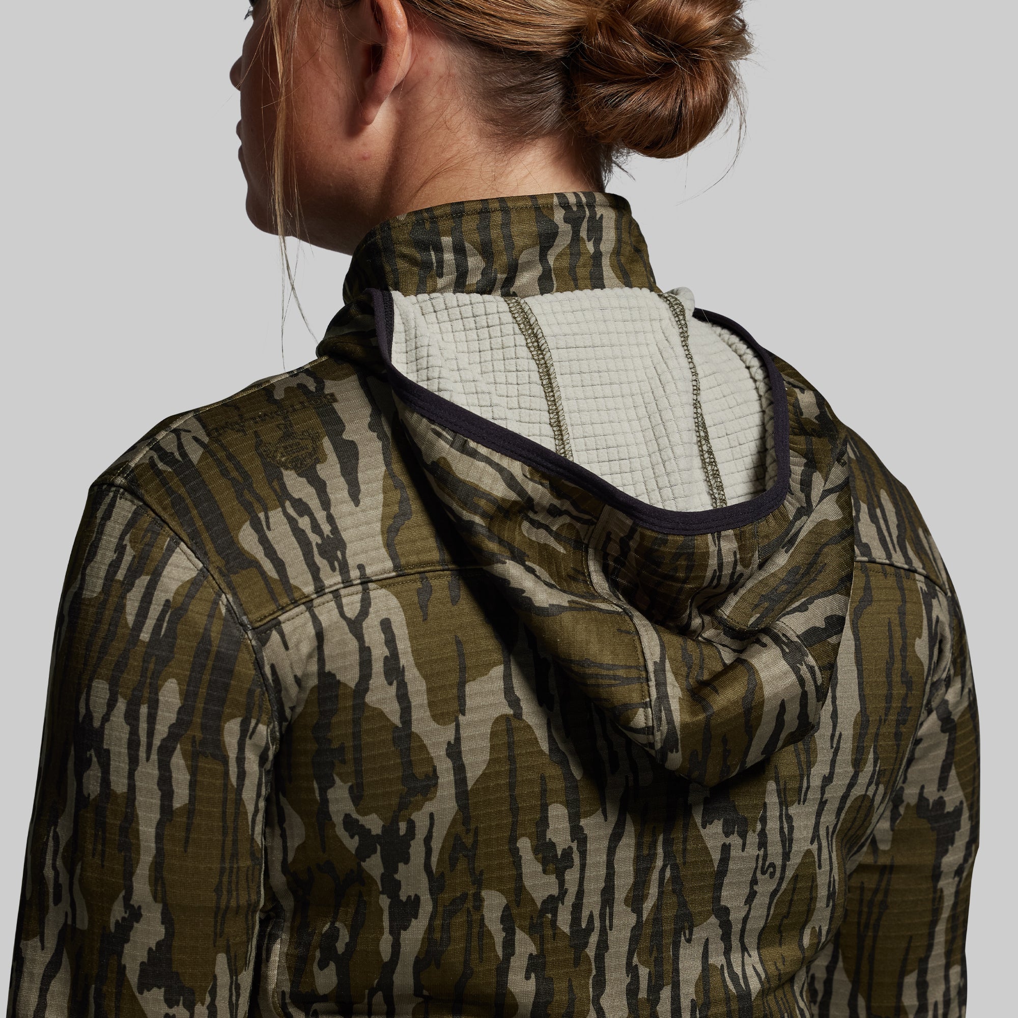 Women's Quiver Half Zip Hoodie 2.0 (Mossy Oak? Original Bottomland? 2025) - Image 3