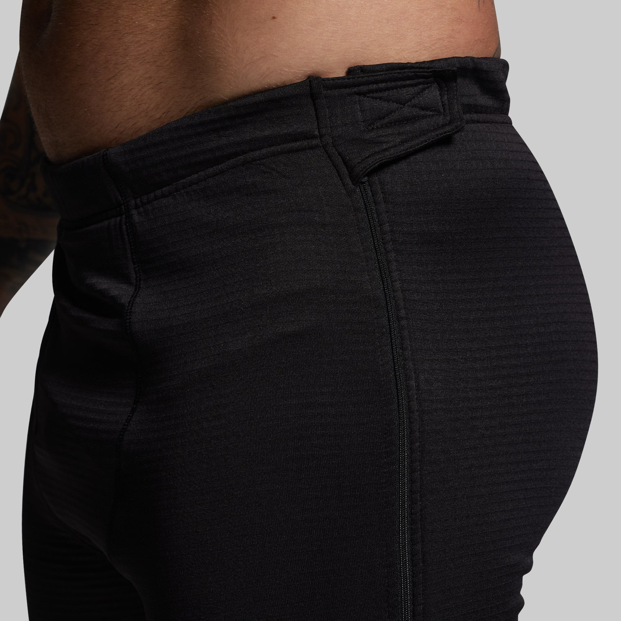 Quiver Grid Fleece Full Zip Thermal Bottom (Black) - Image 5
