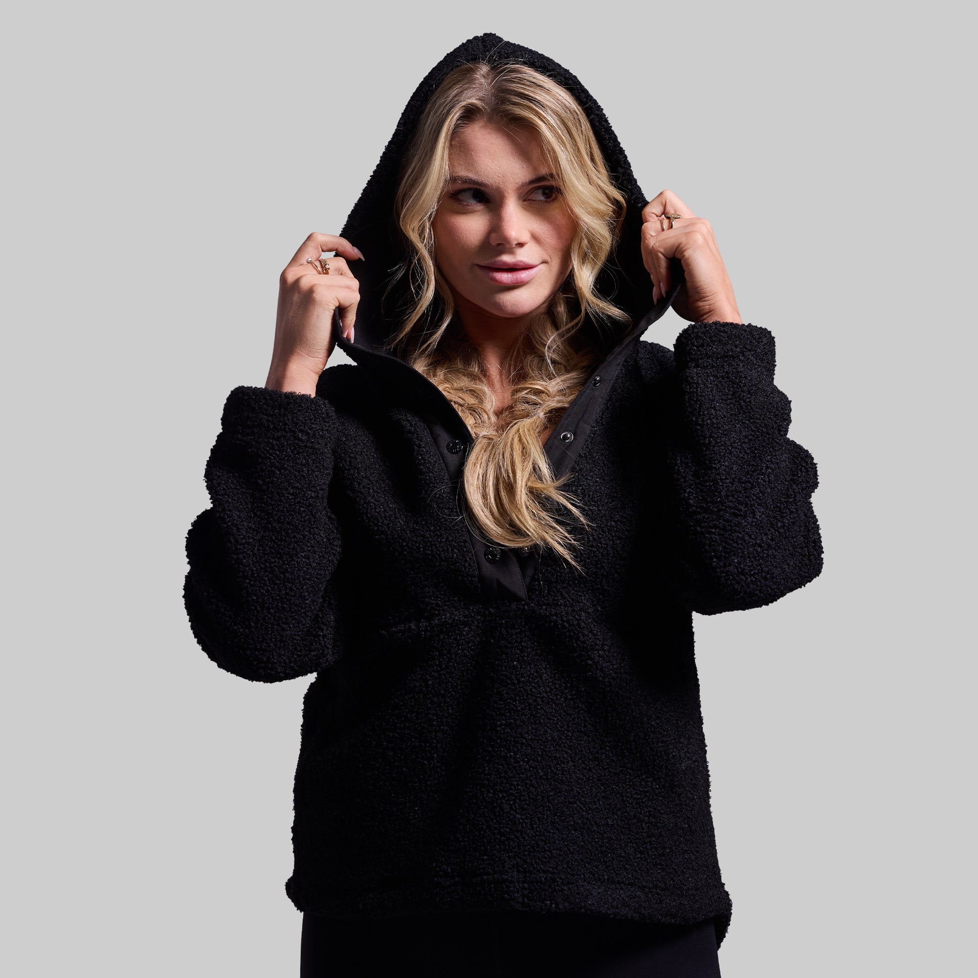 Day Hike Fleece Pullover (Black) - Image 4