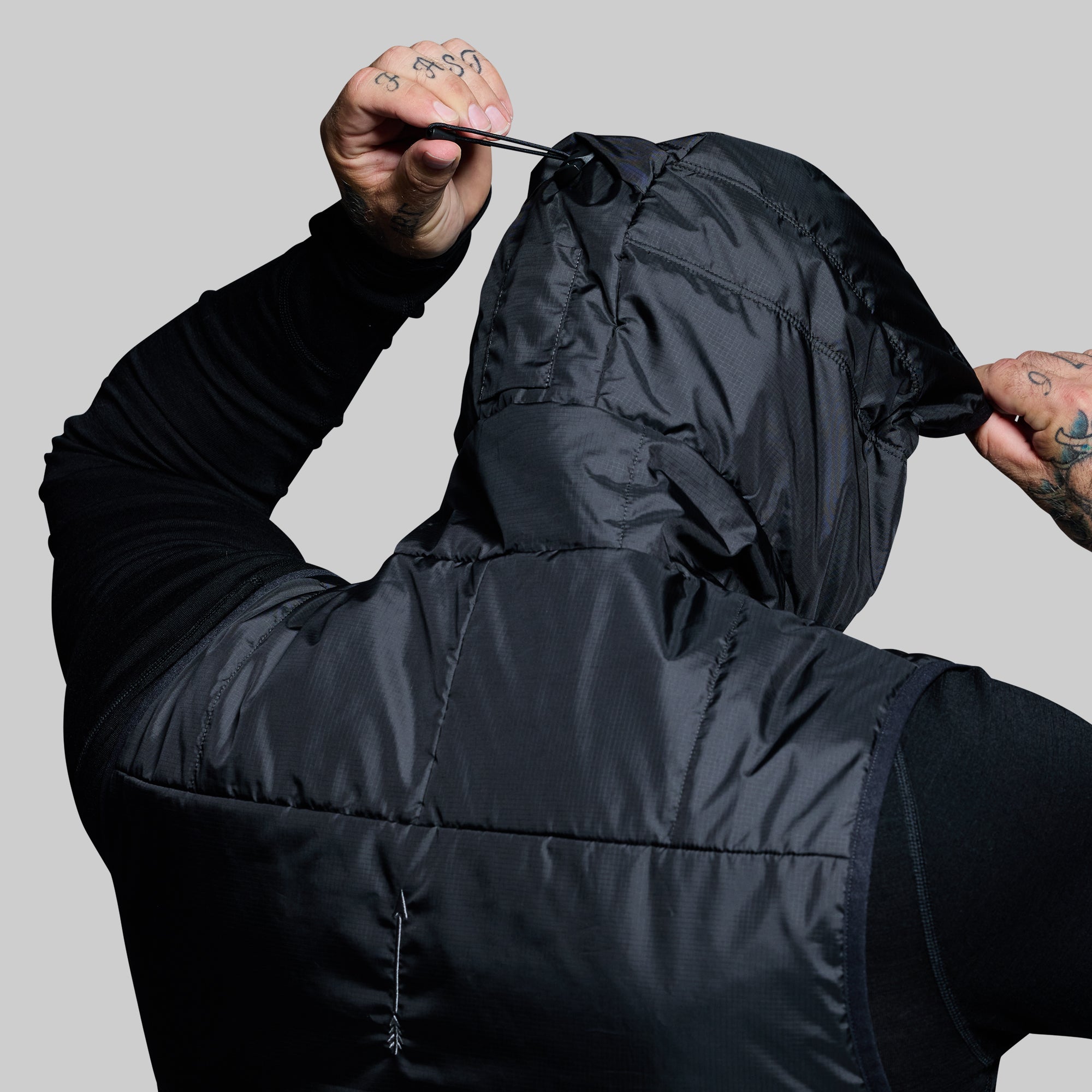 Men's Tundra Vest (Black) - Image 3