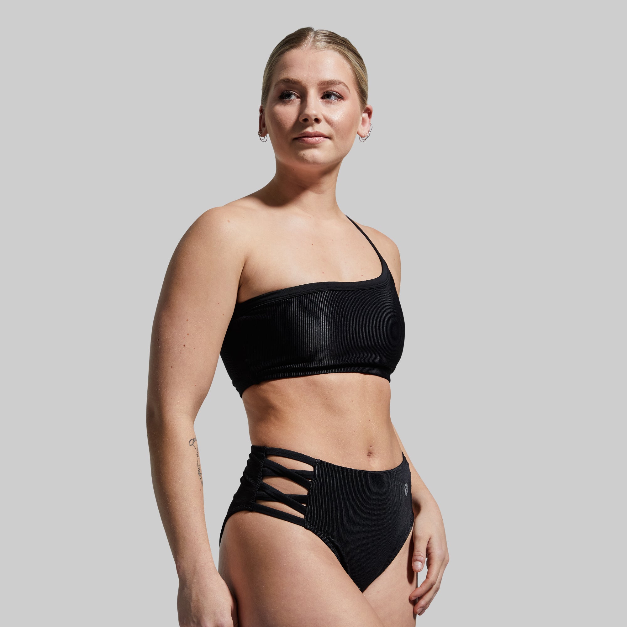 Deep End Bikini Top (Black Ribbed) - Image 3