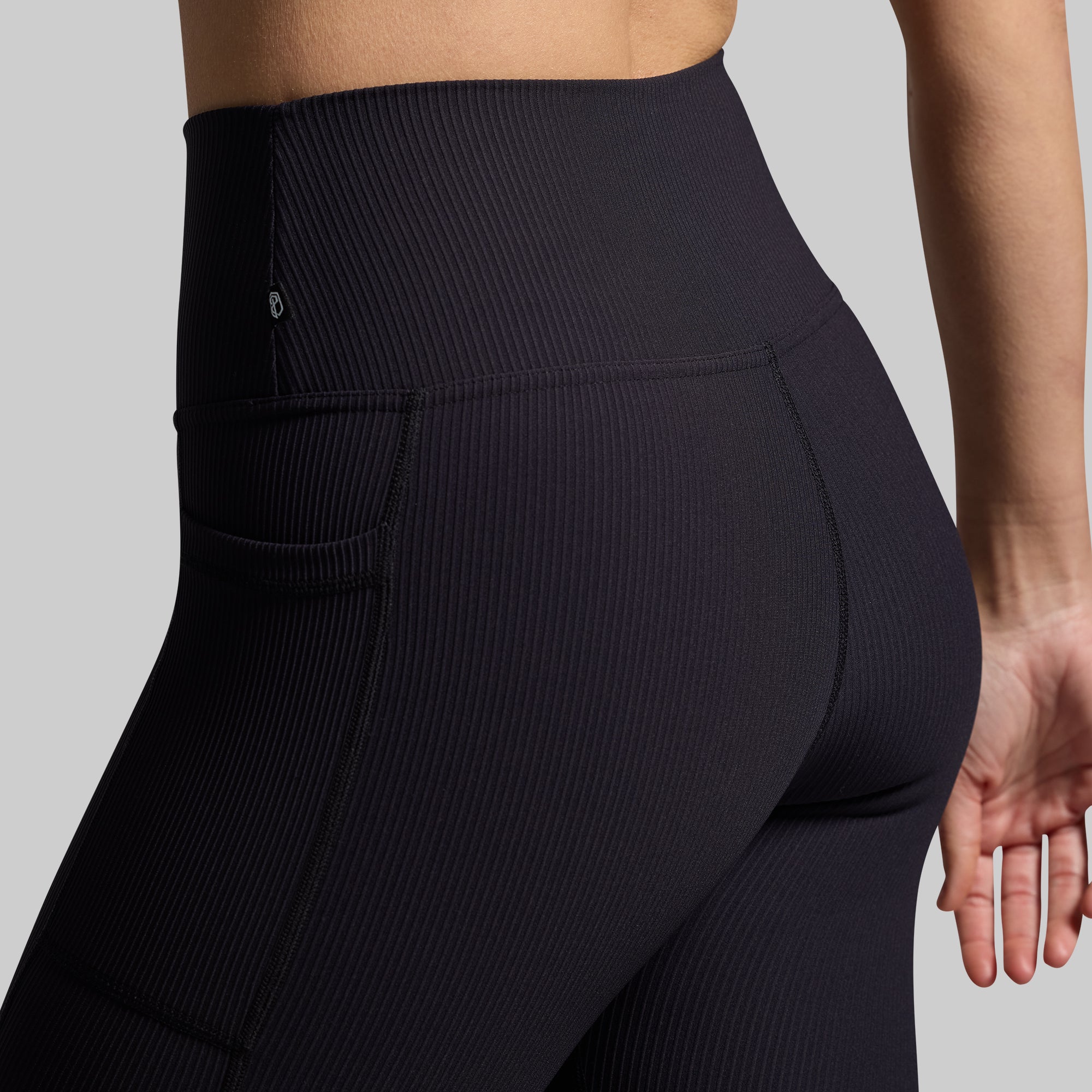 All or Nothing Capri w/ Pockets (Black) - Image 4