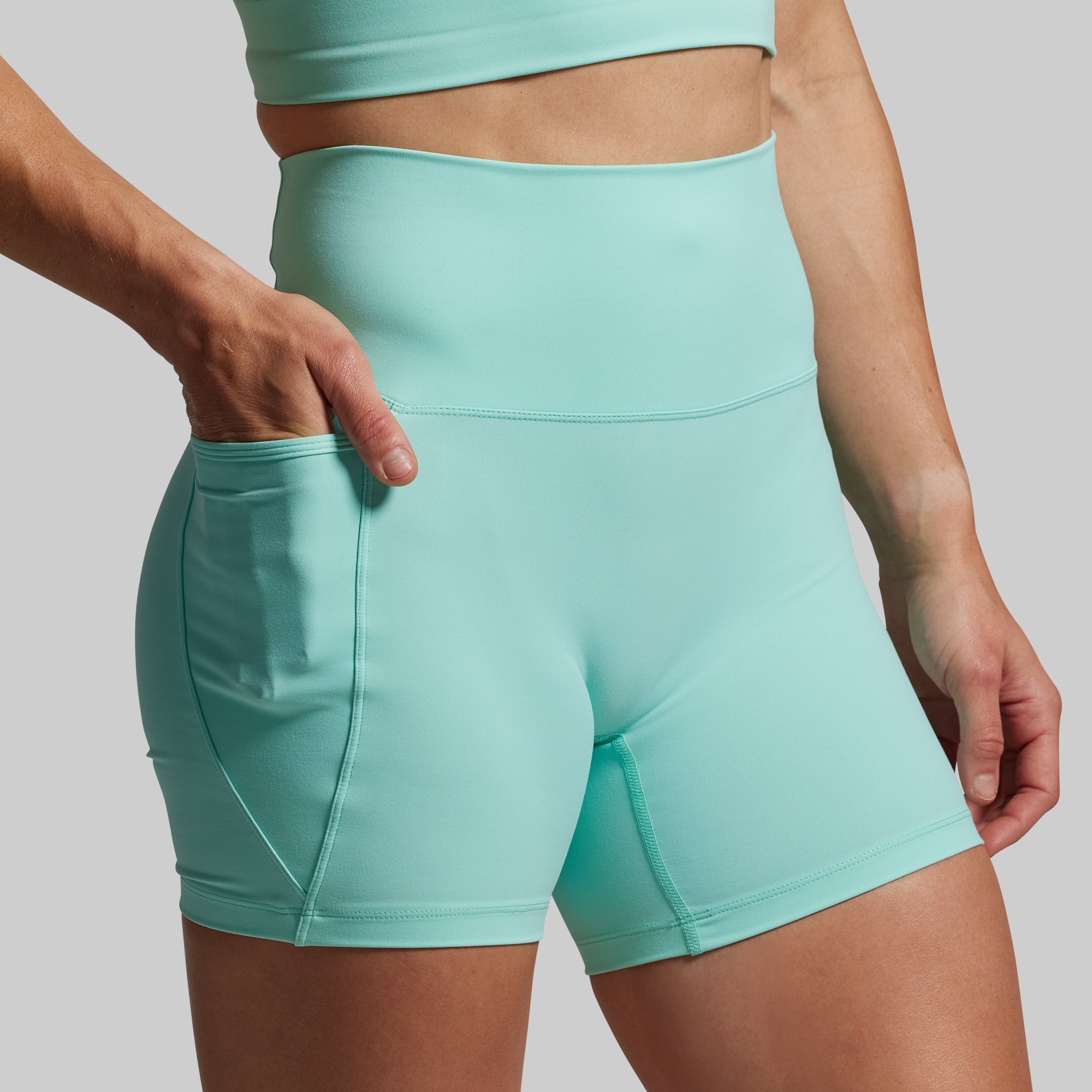 Eccentric Short (Cascade) - Image 2